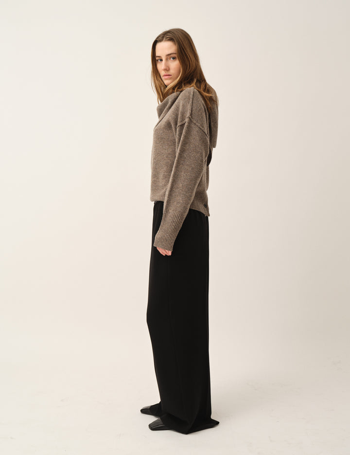 Crepe Logo Pants Black 4 / Black