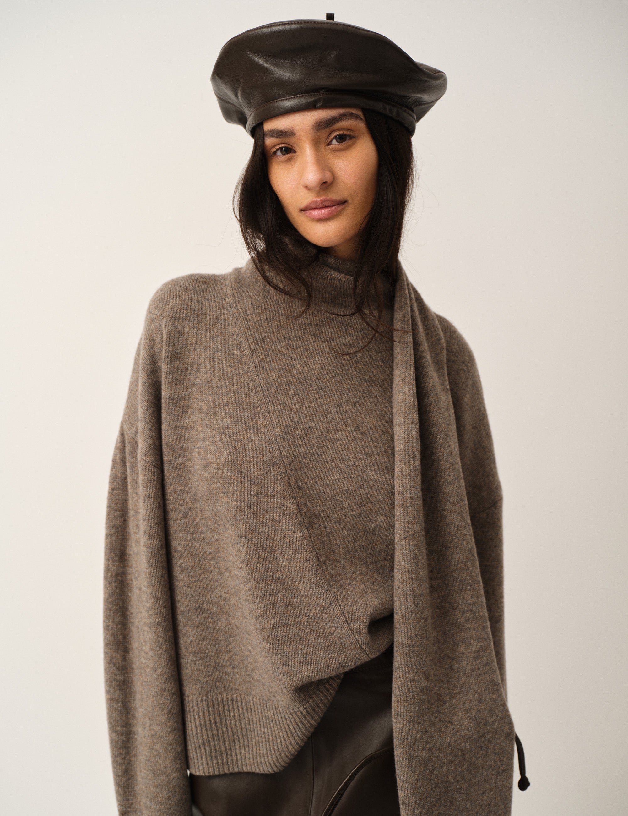 Volmer Scarf Sweater Mushroom 4 / Mushroom