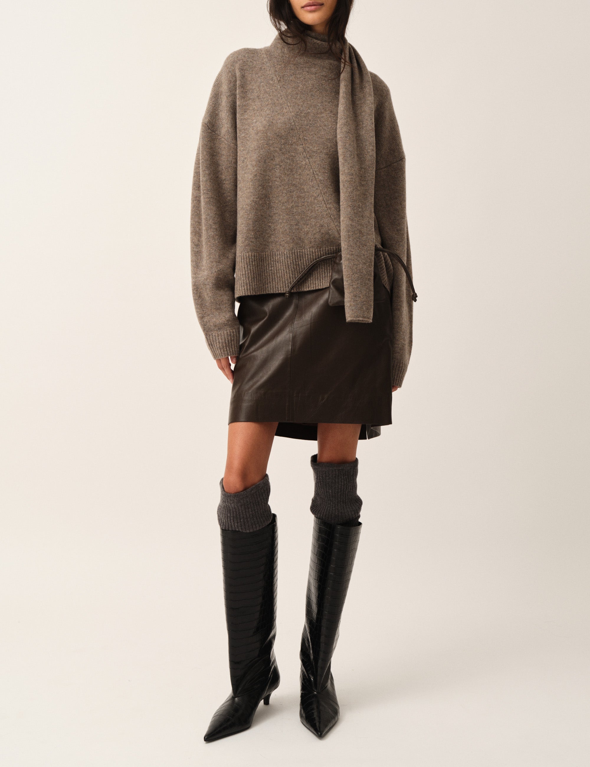 Soho Skirt Chocolate 4 / Chocolate