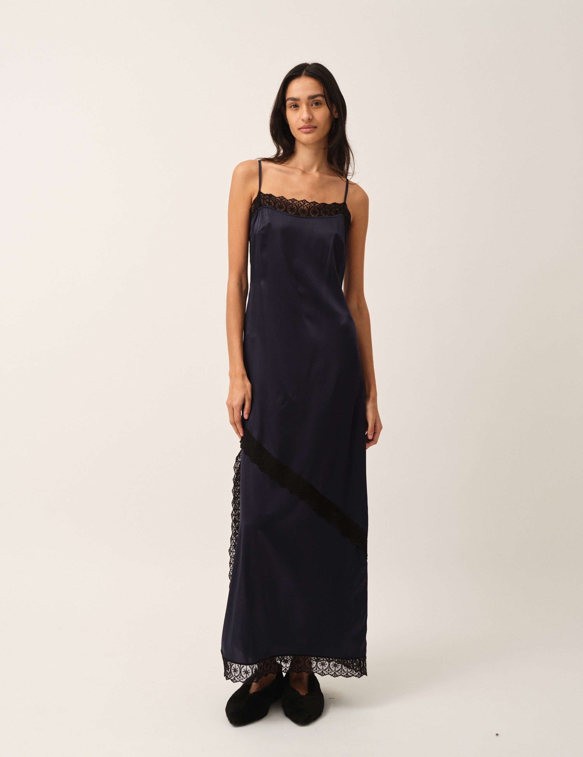Cata Lace Dress Navy 4 / Navy