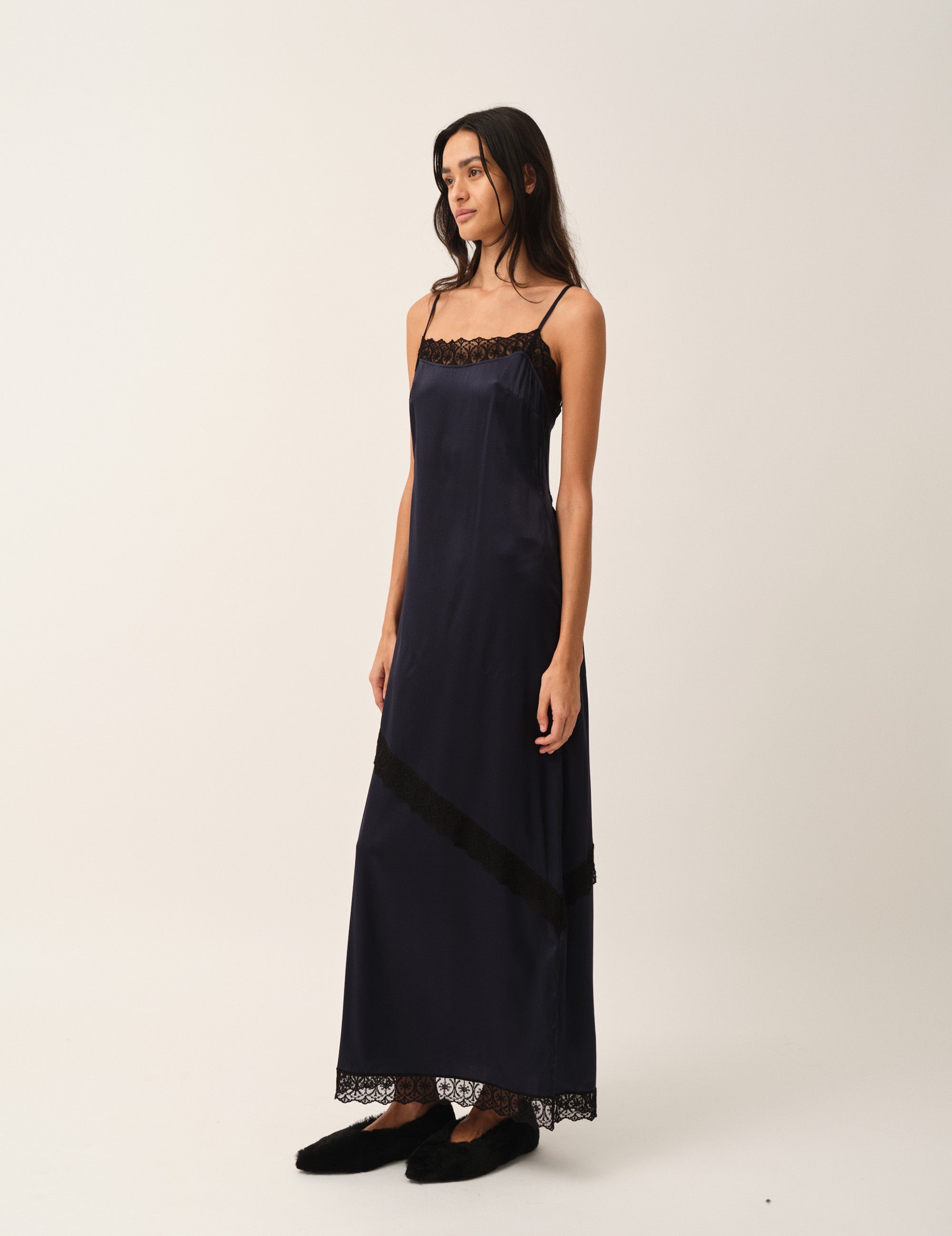Cata Lace Dress Navy 4 / Navy