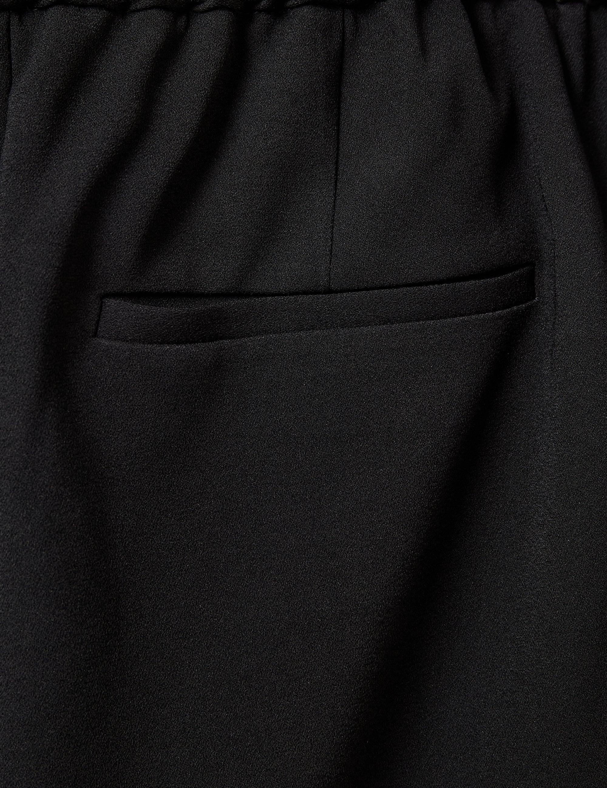 Crepe Pull On Black 4 / Black